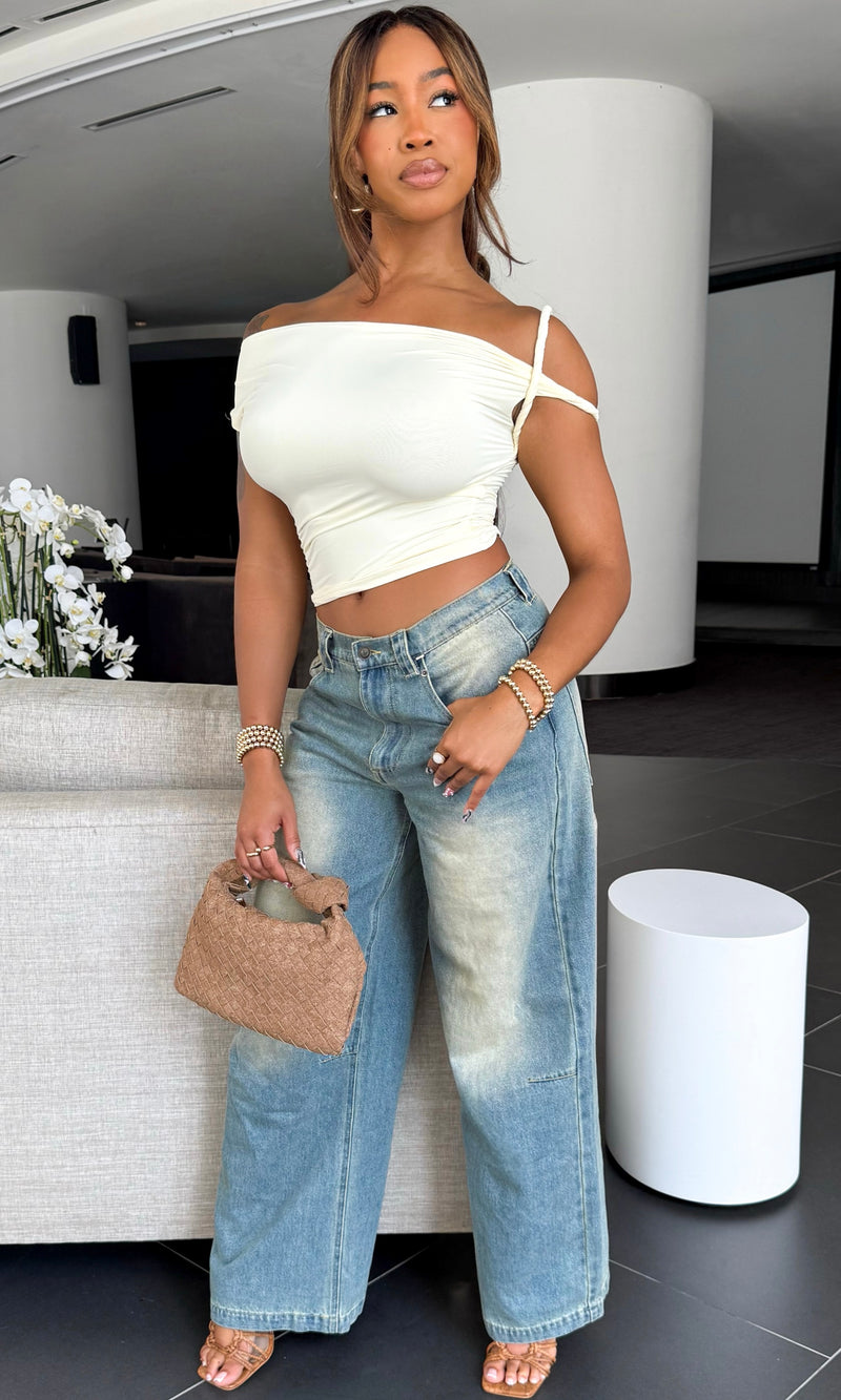 VALERIA WIDE LEG WASHED DENIM JEANS