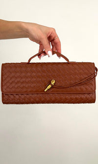 WOVEN CLUTCH (CHOCOLATE)