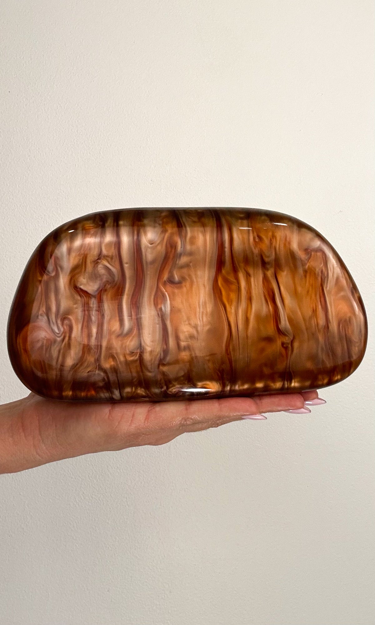 ACRYLIC MARBLE CLUTCH (BROWN)